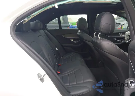 2020 Mercedes-Benz C 300 from USA, damaged, VIN W1KWF8DB7LR594966